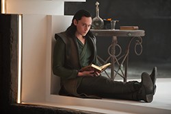 Tom Hiddleson as Loki in Thor: The Dark World 